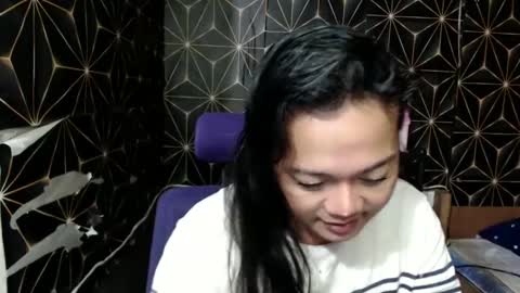 queen_ennah online show from 01.19.25