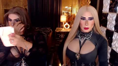Snapshot of queen_horsecock chatting on 05.31.26 queen_horsecock online show from 05.31.26