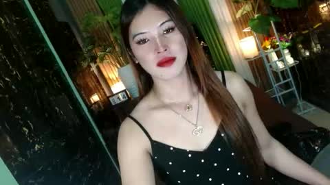 Kendal  online here from 6am-3pm philippine time online show from 12.14.25