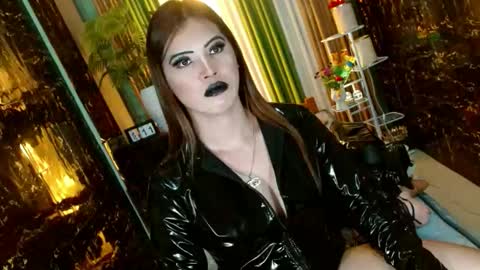 Snapshot of queen_kendalx19 chatting on 06.11.26 Kendal online here from 6am-3pm philippine time online show from 06.11.26