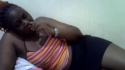 queen_leilla online show from 06.17.26