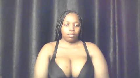 Snapshot of queen_melanine chatting on 02.18.26 QUEEN online show from 02.18.26