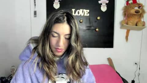 queen_natttyy online show from 12.09.24
