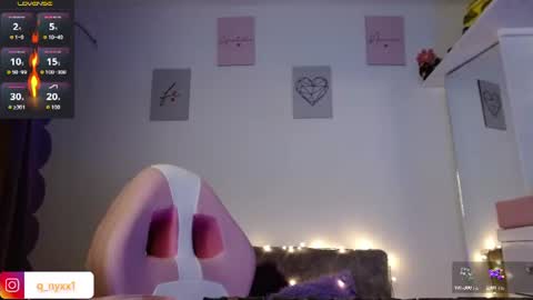 Snapshot of queen_nyxx chatting on 07.23.26 QueenNyx online show from 07.23.26