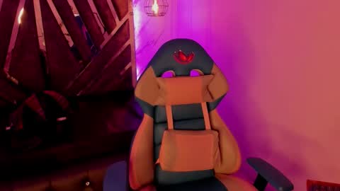   online show from 09.19.25