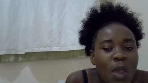 queen_sly online show from 10.21.25