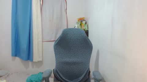 Snapshot of queenboba chatting on 01.13.25 queen online show from 01.13.25