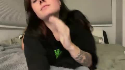 Snapshot of queencassidyy chatting on 01.17.26 Cassidy online show from 01.17.26