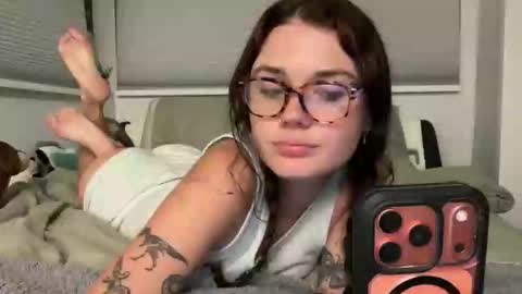 Snapshot of queencassidyy chatting on 04.02.26 Cassidy online show from 04.02.26