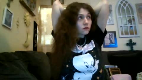 queencrimsonlvx online show from 07.12.26
