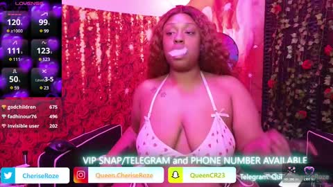 Snapshot of queencroze chatting on 03.09.25 Queen Cherise Roze online show from 03.09.25