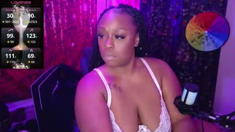 Queen Cherise Roze online show from 11.13.25