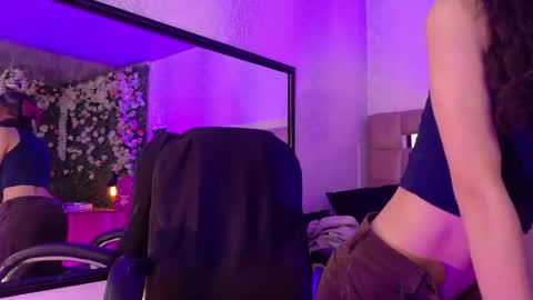 QUEENJEENN online show from 09.24.25