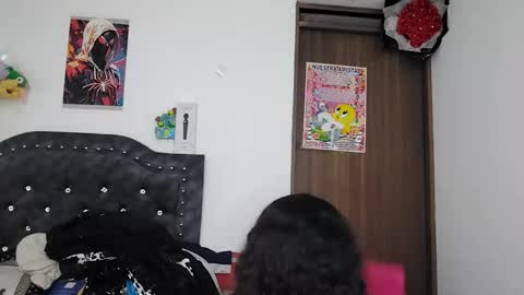 Snapshot of queenjenn__ chatting on 05.05.26 QUEENJEENN online show from 05.05.26
