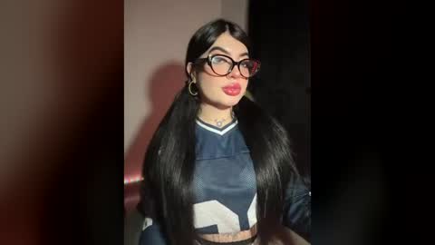 Snapshot of queenlamia chatting on 06.15.26 Taurus online show from 06.15.26