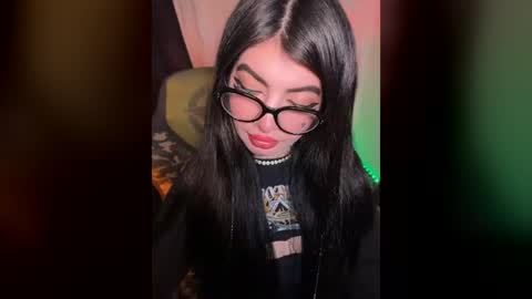 Snapshot of queenlamia chatting on 07.18.26 Taurus online show from 07.18.26