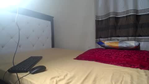 Maila online show from 11.30.25