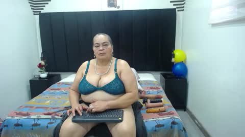 VickyBoobss online show from 11.30.25