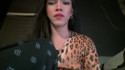 Snapshot of queenn_xxx chatting on 03.19.26 QUEEN online show from 03.19.26