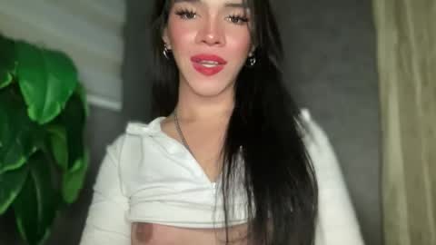 Snapshot of queenn_xxx chatting on 03.21.26 QUEEN online show from 03.21.26