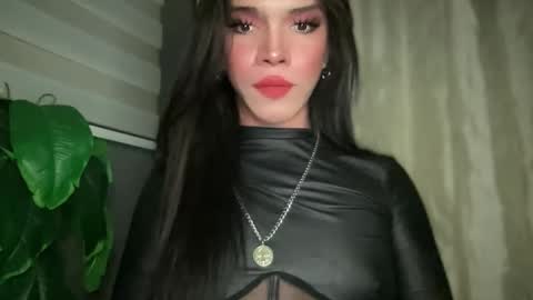 Snapshot of queenn_xxx chatting on 03.24.26 QUEEN online show from 03.24.26