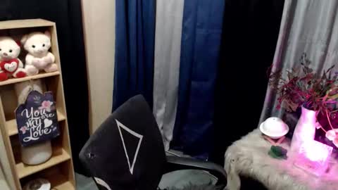 Mikka online show from 12.02.25