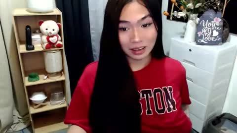 Snapshot of queenofcum169xx chatting on 04.21.26 Mikka online show from 04.21.26
