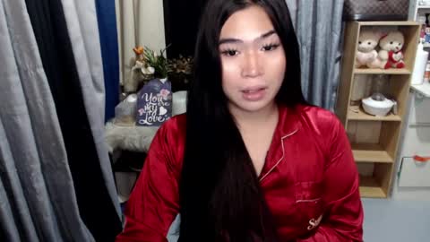 Snapshot of queenofcum169xx chatting on 07.12.26 Mikka online show from 07.12.26