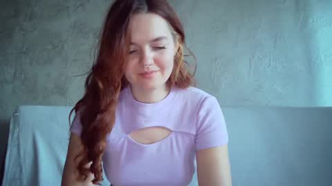 Snapshot of queenofmodels chatting on 02.02.25 QueenOfModels online show from 02.02.25