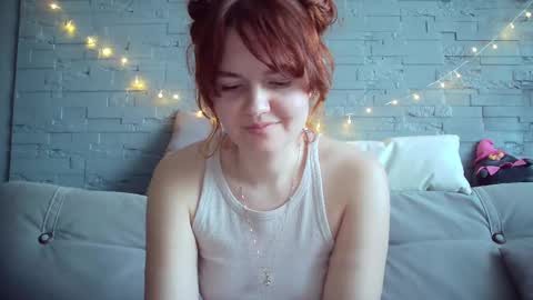 Snapshot of queenofmodels chatting on 02.27.25 QueenOfModels online show from 02.27.25