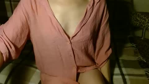 queenoftenderness online show from 12.17.24