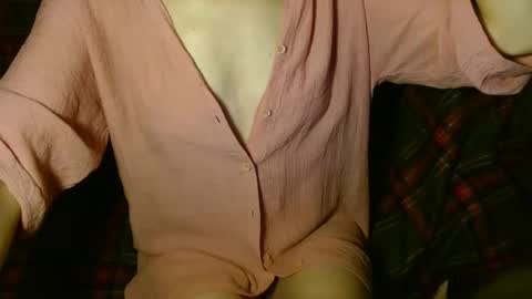 queenoftenderness online show from 12.24.24