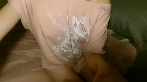 queenoftenderness online show from 09.25.25