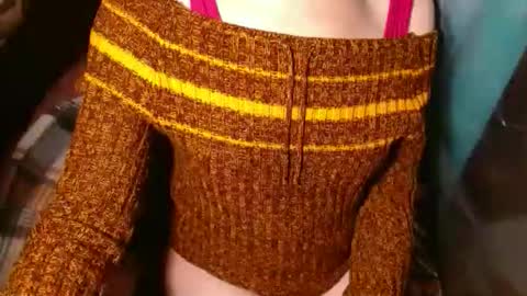 queenoftenderness online show from 02.22.26