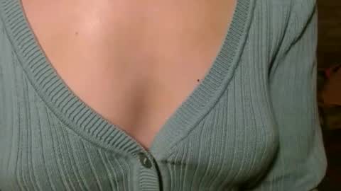 queenoftenderness online show from 04.08.26