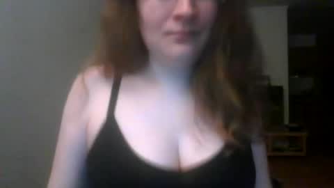Snapshot of queenofthenights chatting on 07.17.26 queenofthenights online show from 07.17.26