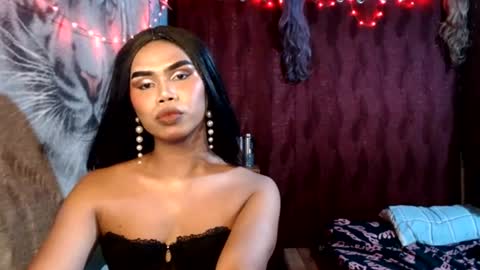 Snapshot of queenpinayebony_xx chatting on 06.30.26 queenpinayebony_xx online show from 06.30.26