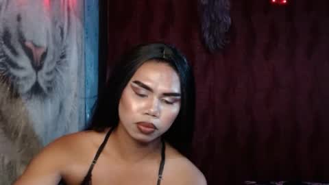 Snapshot of queenpinayebony_xx chatting on 07.18.26 queenpinayebony_xx online show from 07.18.26