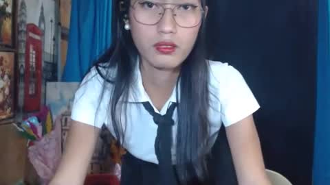 queensteffi online show from 01.29.25