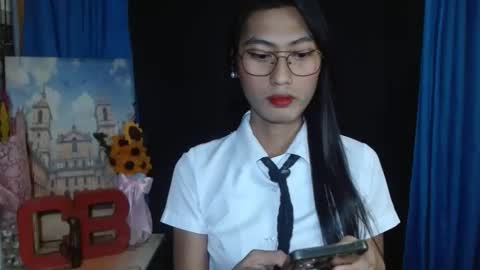 queensteffi online show from 01.31.25
