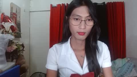 queensteffi online show from 09.09.25