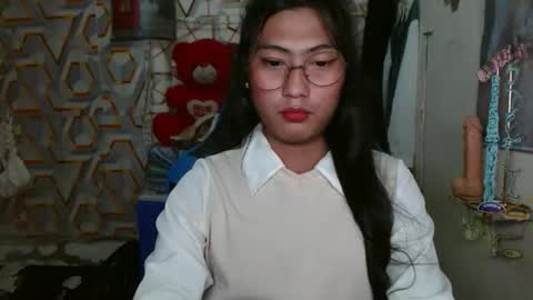Snapshot of queensteffi chatting on 05.13.26 queensteffi online show from 05.13.26