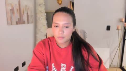 Snapshot of queenv66 chatting on 01.21.25 Val - online show from 01.21.25