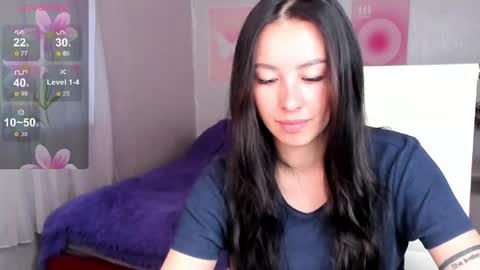 Snapshot of queitsharm_ chatting on 05.22.26 Anna online show from 05.22.26
