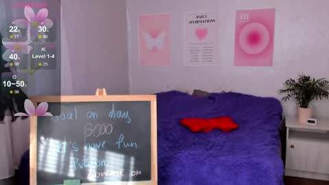 Snapshot of queitsharm_ chatting on 05.29.26 Anna online show from 05.29.26