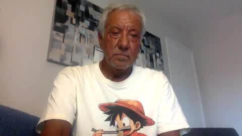 Snapshot of quest_one chatting on 12.03.24 Jim online show from 12.03.24