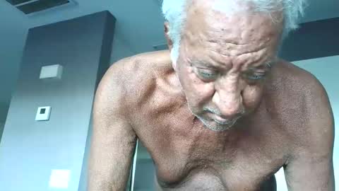 Snapshot of quest_one chatting on 02.27.26 Jim online show from 02.27.26