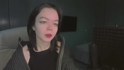 Snapshot of quietluxury chatting on 01.10.26 quietluxury online show from 01.10.26