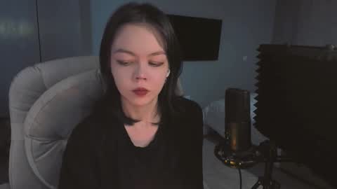 quietluxury online show from 03.04.26