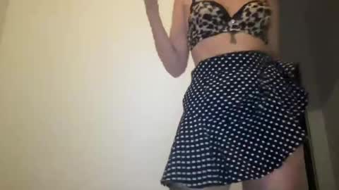 Quinnyelena online show from 07.22.26